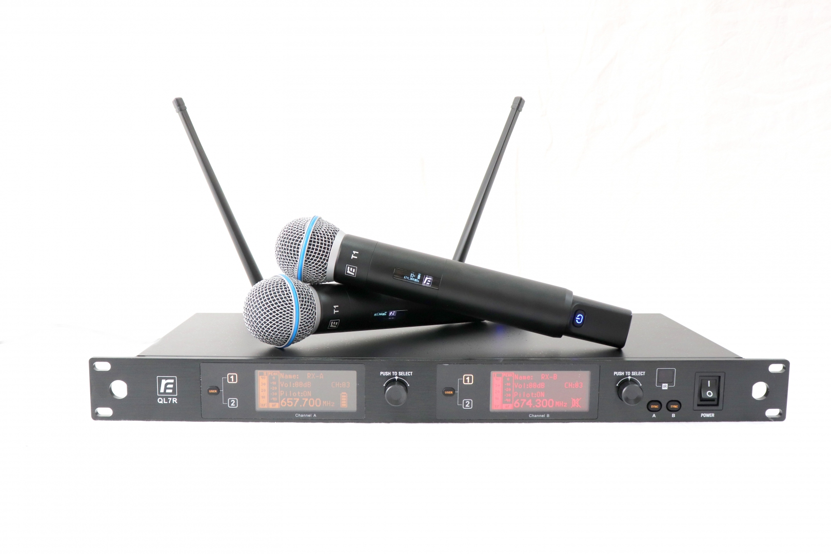 RFIntell QL7R/T1-A 651,800-683,400 МГц 2-канальная радиосистема с 2-мя ручными микрофонами в Плесецке